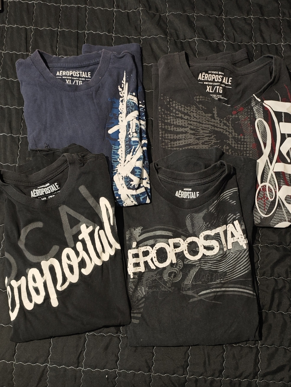 Lot of 4 Aeropostale Men's Short Sleeve Graphic Print T-Shirt Black/Blue Size XL
